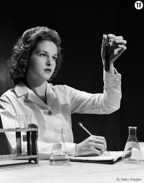 The Science Behind Period Underwear: How Does It Work? 👩🏽‍🔬